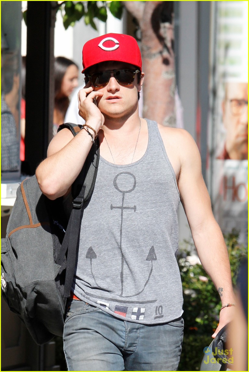 Josh Hutcherson: Philip Seymour Hoffman is 'Epic'