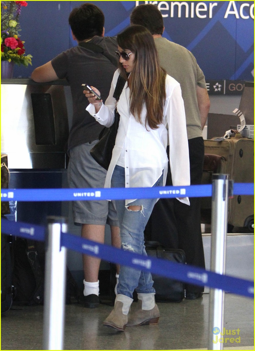 Lea Michele: LAX Airport Chic