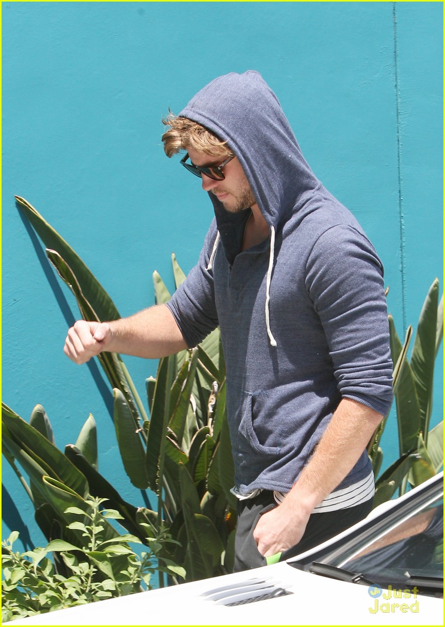 Miley Cyrus: Brother Braison In & Out of Hospital