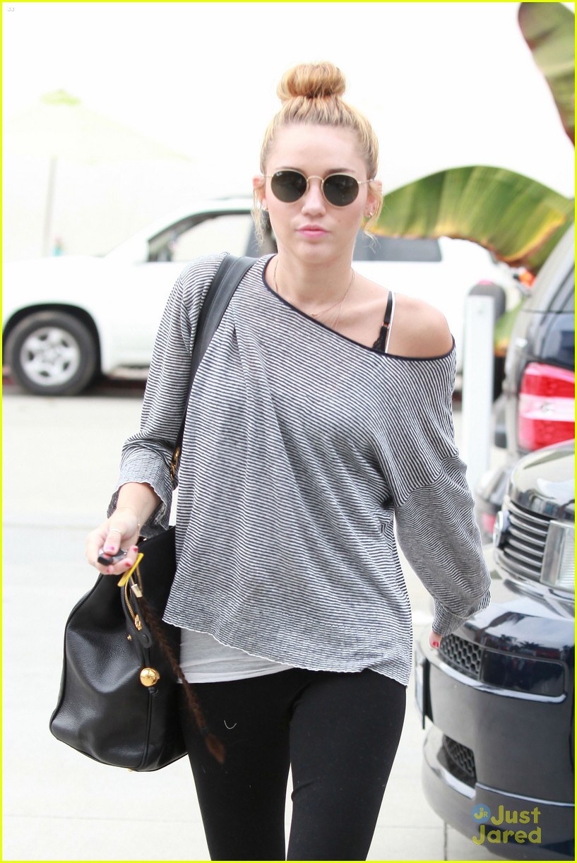Miley Cyrus: Do Something Awards Nominee!