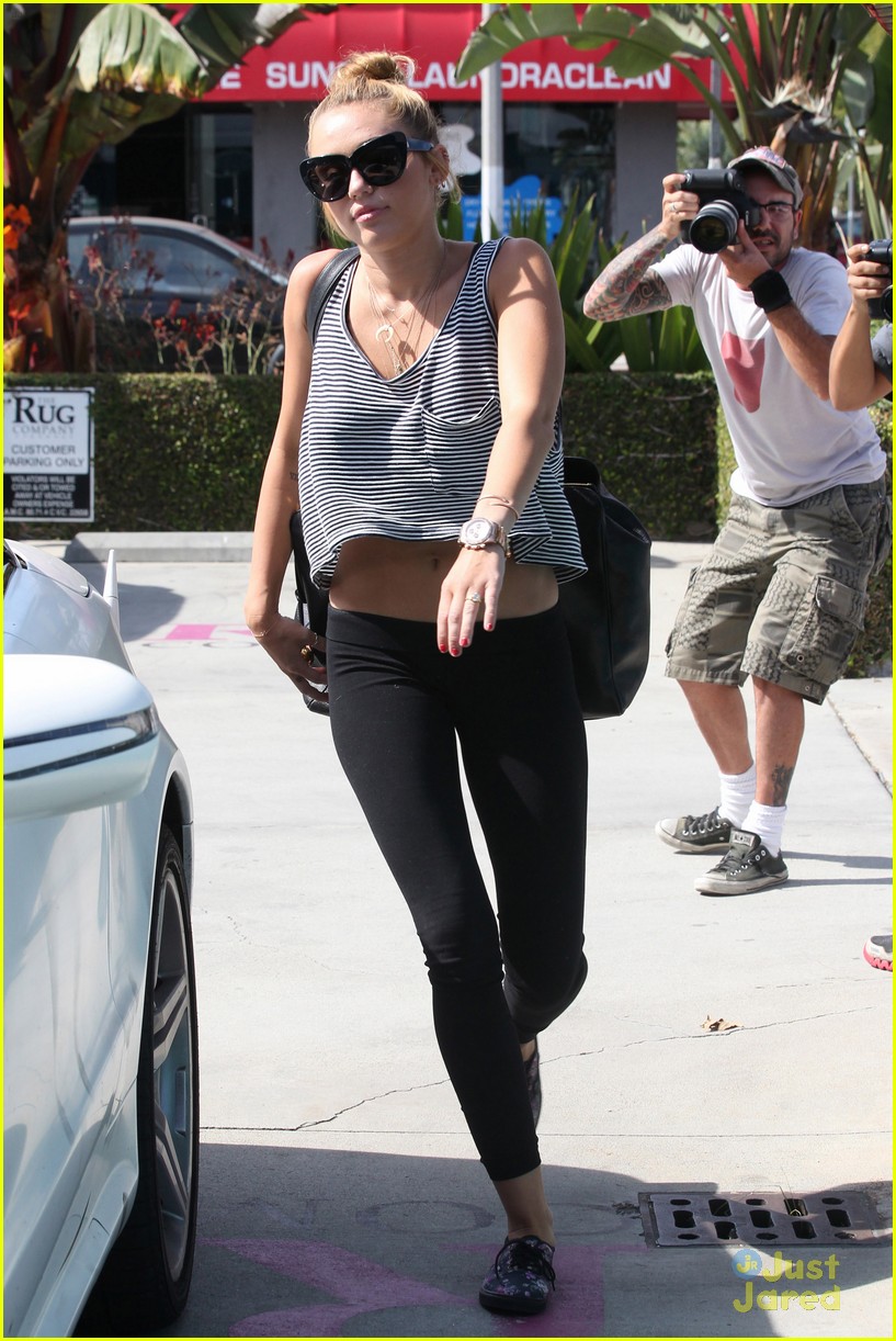 Miley Cyrus: New Tattoo Debut!