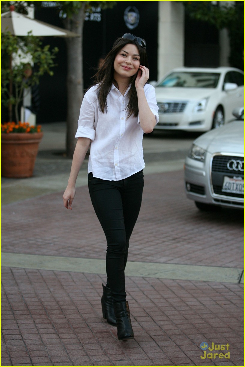 Miranda Cosgrove: Universal Orlando Concert This Weekend!