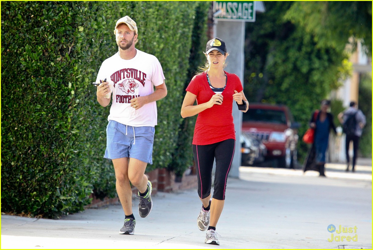 Nikki Reed Tweets Sympathy After Twilight Fan Dies In Crash
