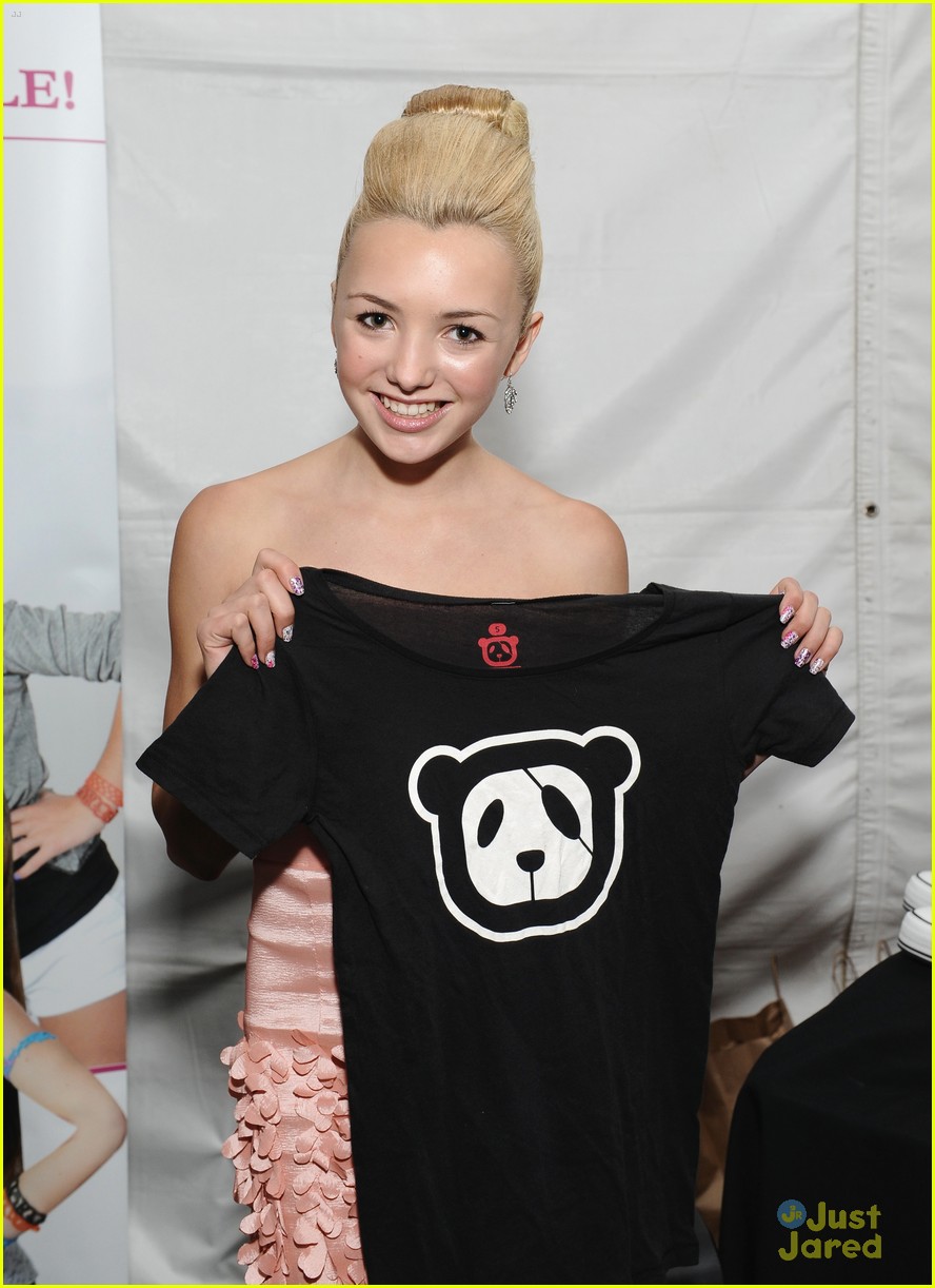 Peyton List - Teen Choice Awards 2012