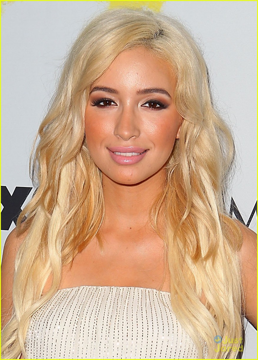 Christian Serratos: Comic-Con Sweetheart