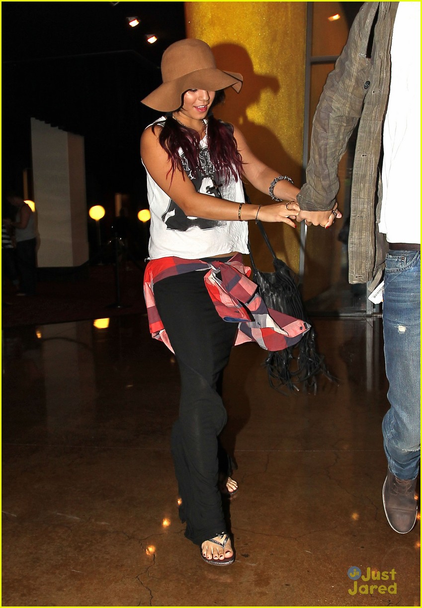 Vanessa Hudgens & Austin Butler: 'Dark Knight Rises' Date