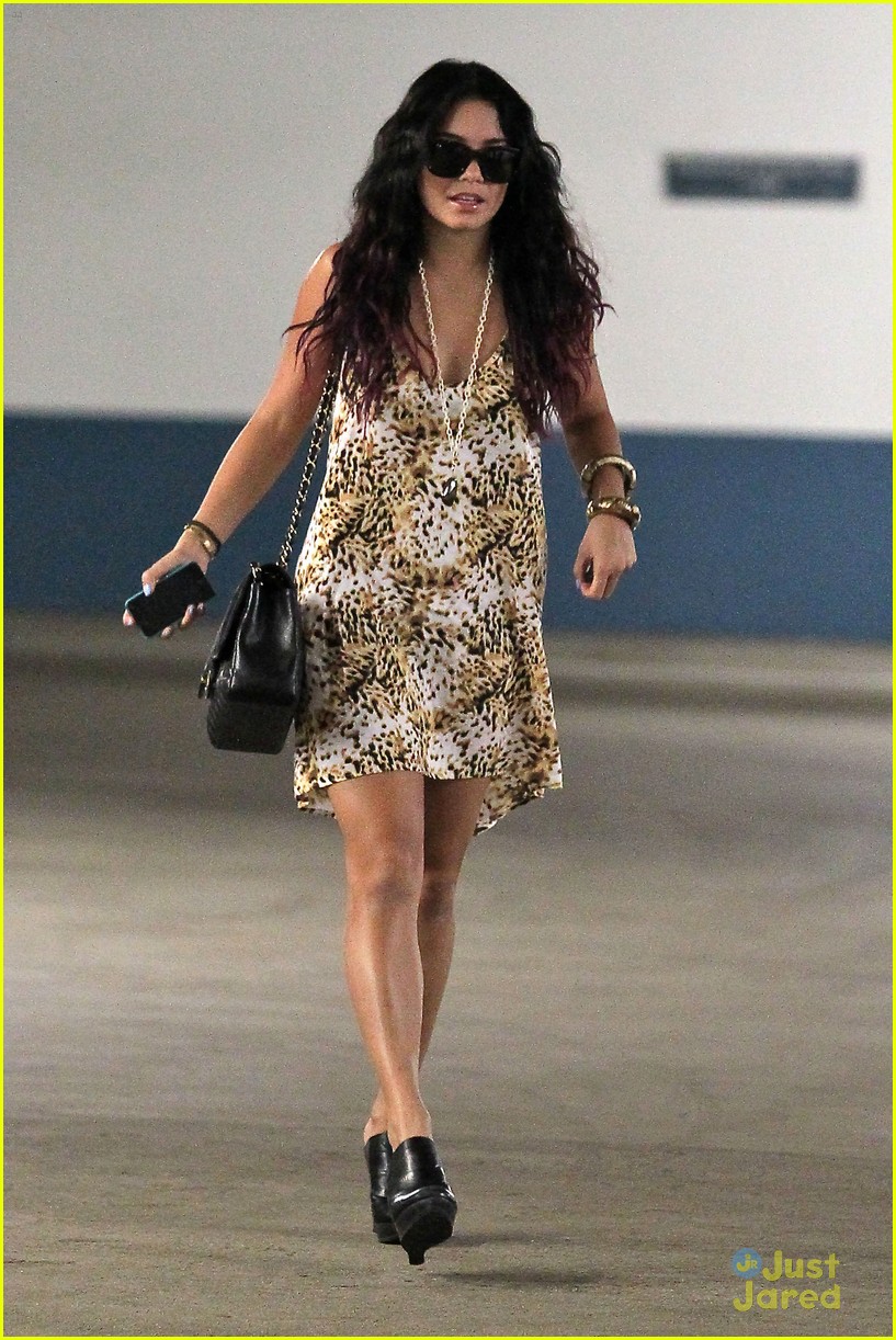 Vanessa Hudgens: Business Meeting Beauty