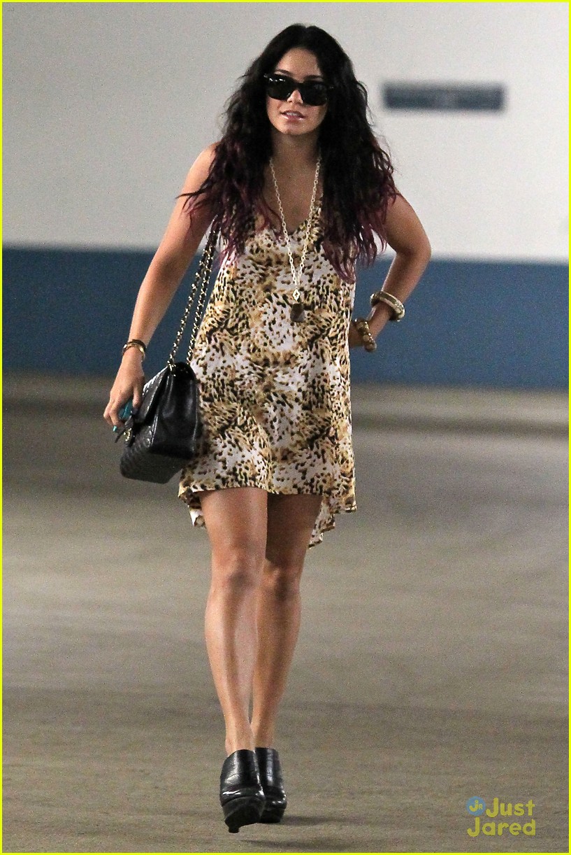 Vanessa Hudgens: Business Meeting Beauty
