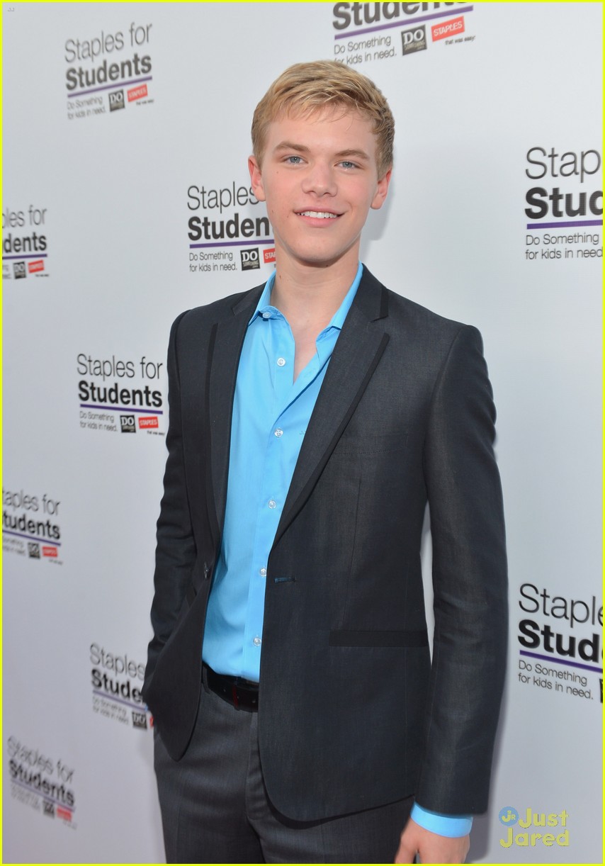 Zendaya: Staples For Students School Supply Drive 2012