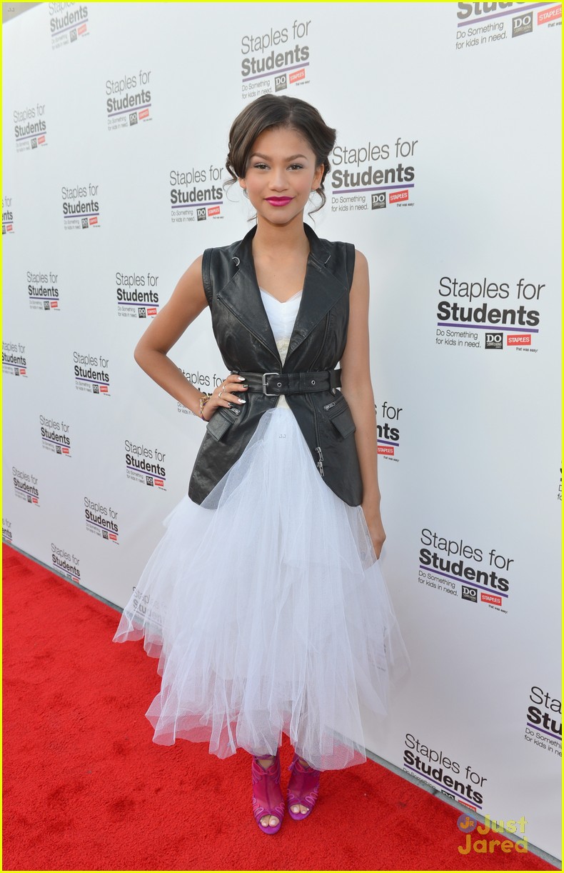 Zendaya: Staples For Students School Supply Drive 2012