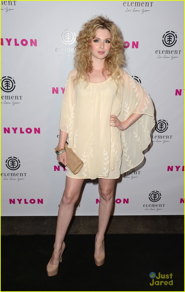 Ally Maki & Kirsten Prout: Nylon Party Pair