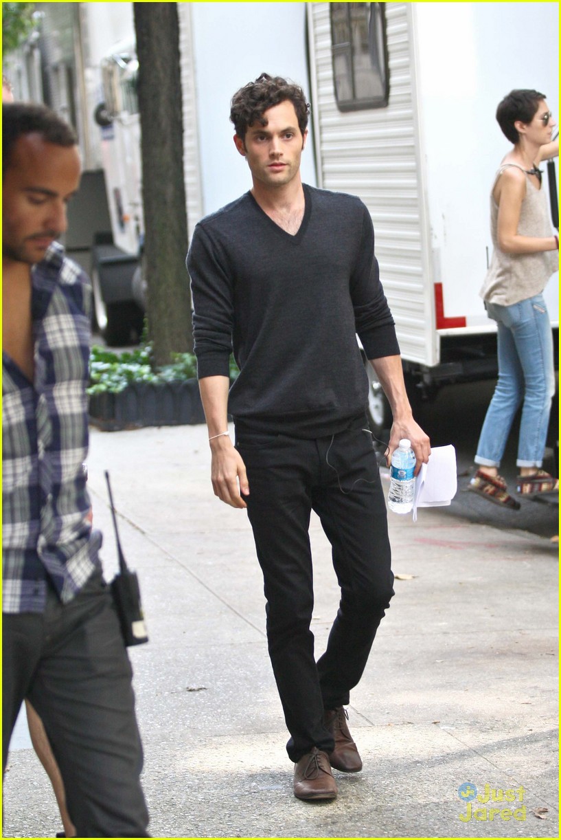 Blake Lively & Penn Badgley: Vespa Riders on 'Gossip Girl' Set
