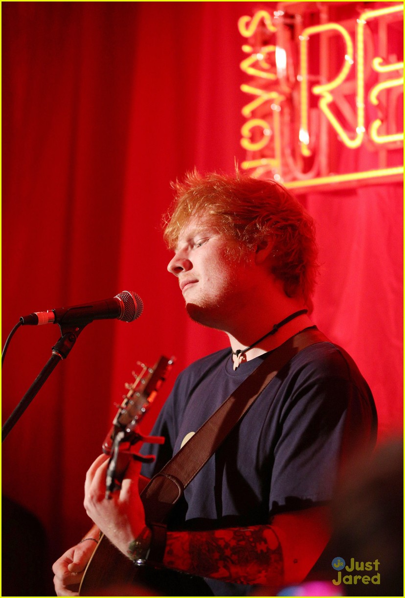 Ed Sheeran Performing at 2012 Olympics Closing Ceremony