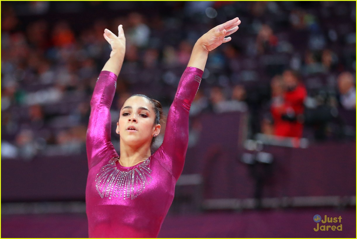 Gabrielle Douglas Wins Gold in Individual All-Around at 2012 Olympics