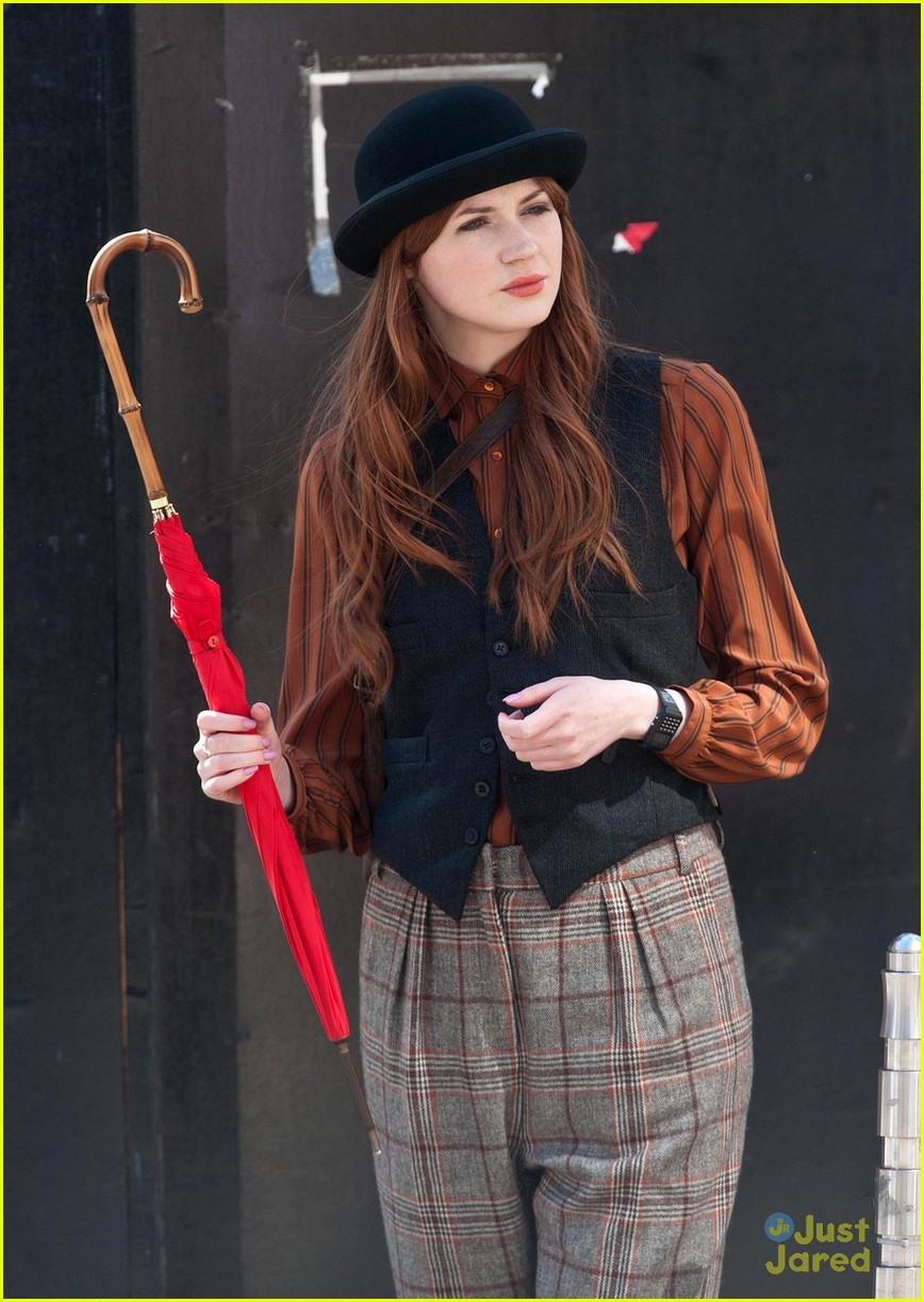 Karen Gillan: Bowler Hat Beauty