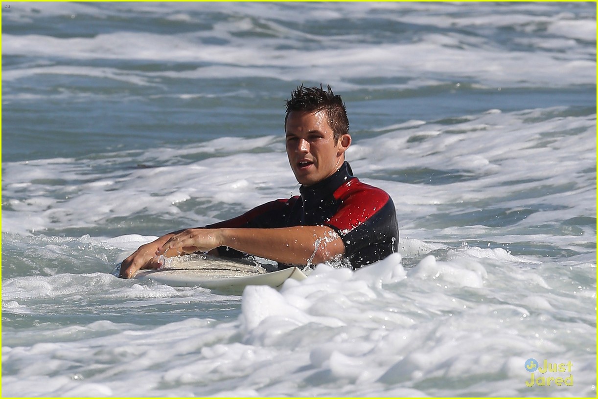 Matt Lanter & Tristan Wilds: Shirtless On The Beach For '90210'