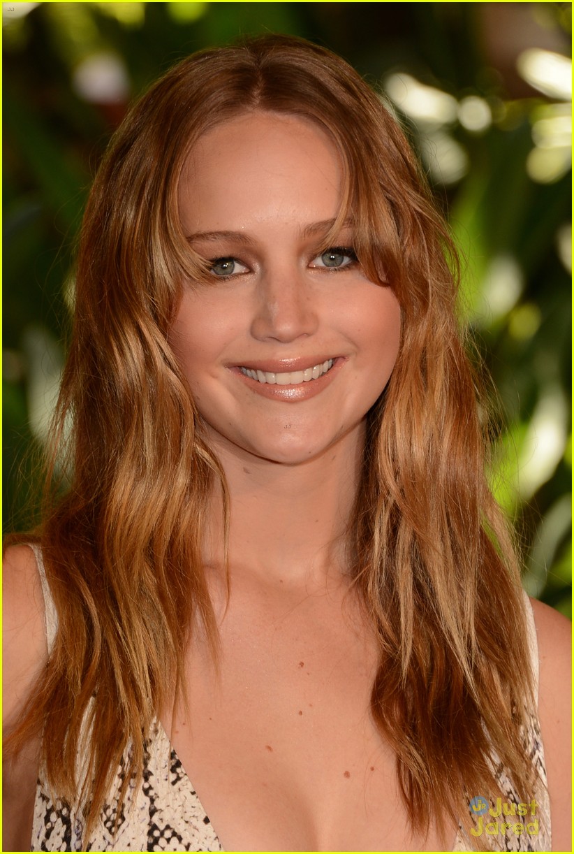 Jennifer Lawrence: Hollywood Installation Luncheon!