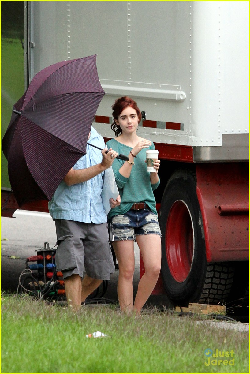 Lily Collins & Jamie Campbell Bower: 'Mortal Instruments' Set