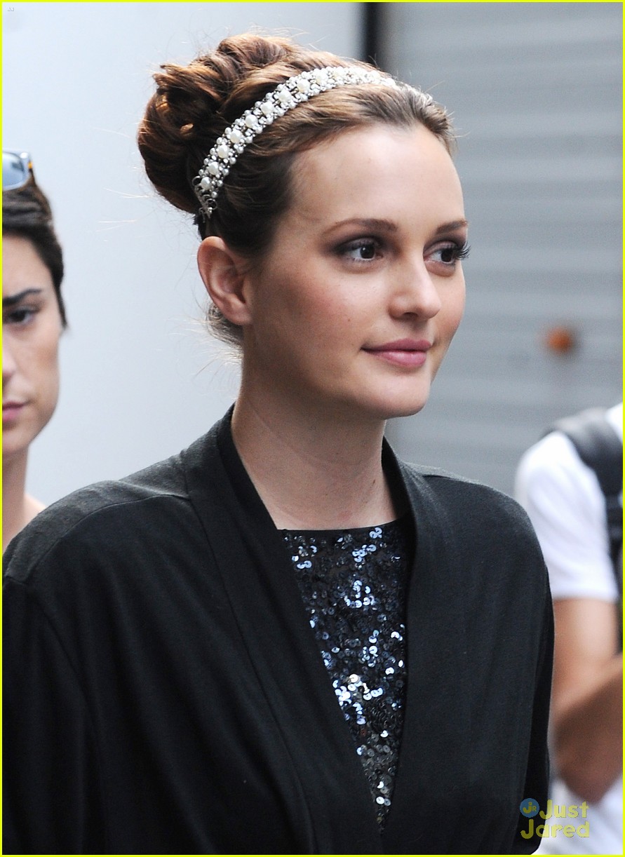 Leighton Meester Films 'Gossip Girl' with Ed Westwick