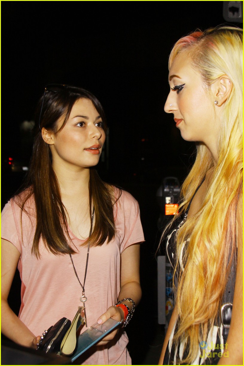 Miranda Cosgrove: Alanis Morissette Concert!
