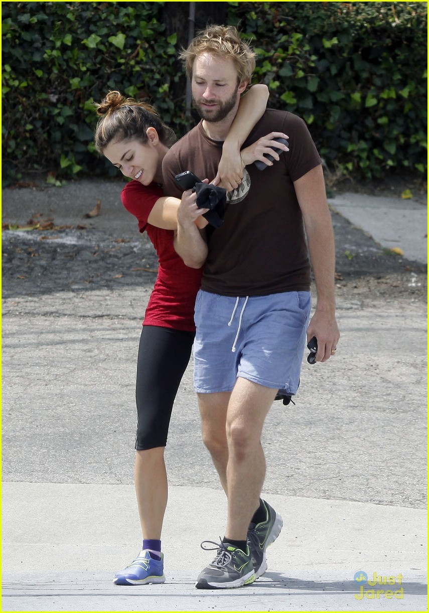Nikki Reed: Paul & I Are Obsessed with 'Dance Moms'