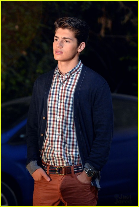Gregg Sulkin: 'Pretty Little Liars' Sneak Peek!