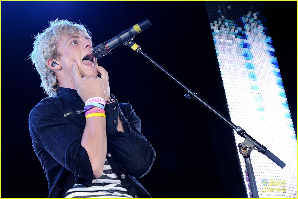 Ross Lynch: R5 Plays Big Ticket Summer Concert