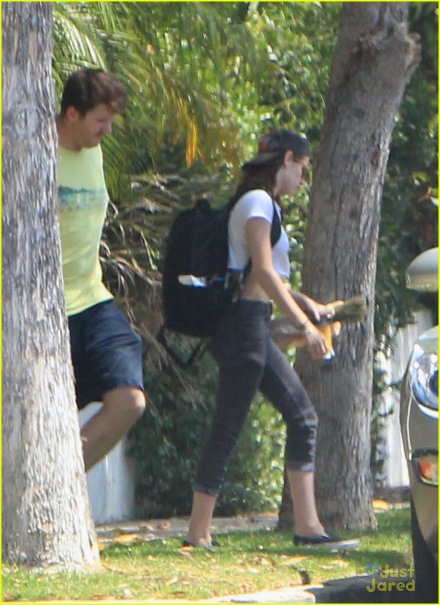 Kristen Stewart: First Pics Since Cheating Scandal! 