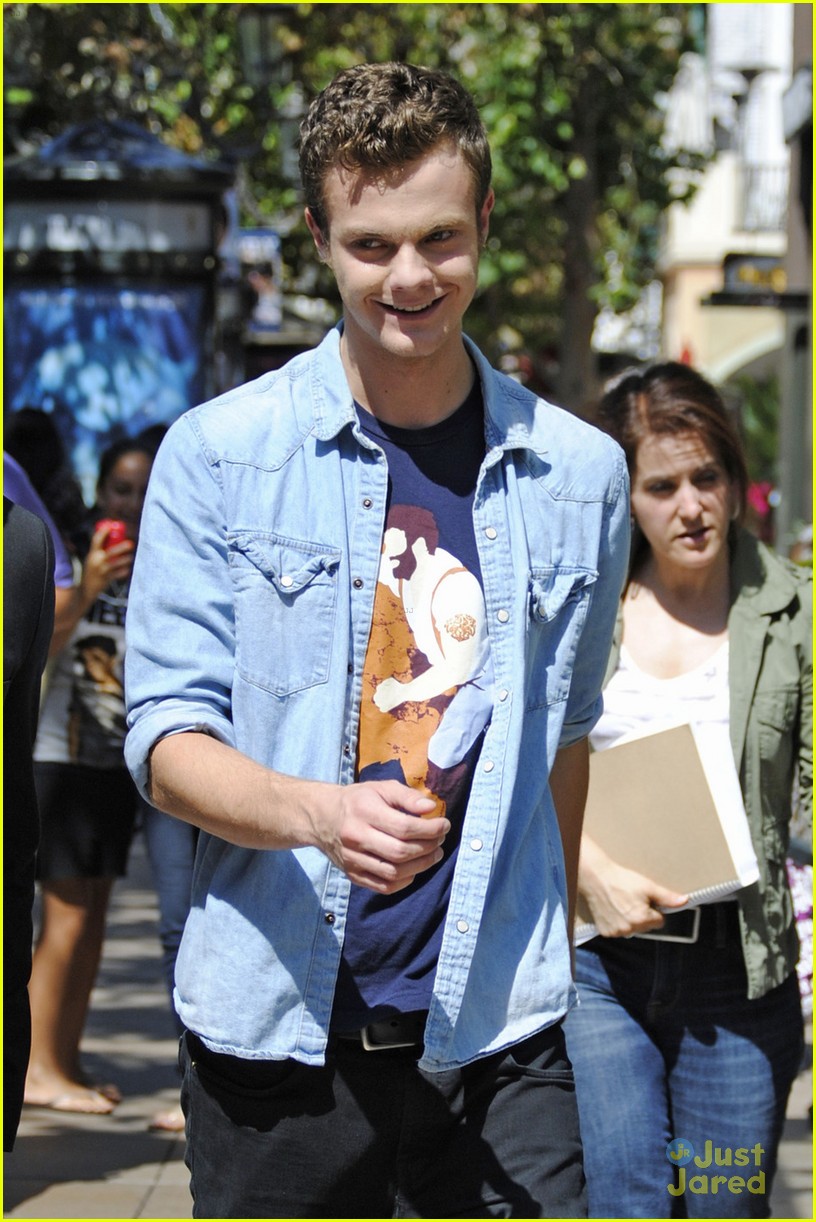 Amandla Stenberg: At The Grove with Alexander, Jack and Dayo!