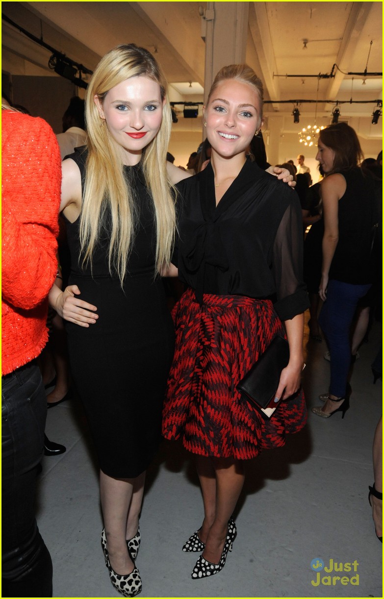 Abigail Breslin & Crystal Reed: alice + olivia at NYFW