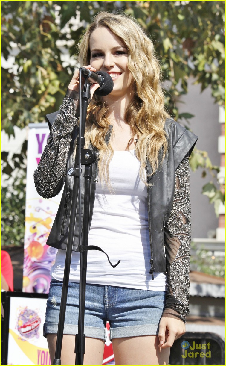 Bridgit Mendler: Extrapalooza Performer!