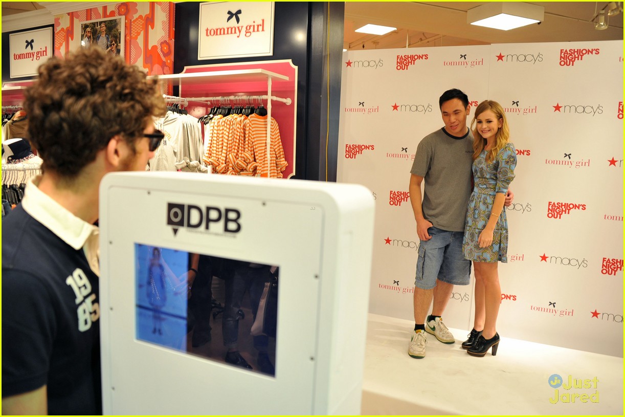 Britt Robertson: Fashion's Night Out with Tommy Hilfiger
