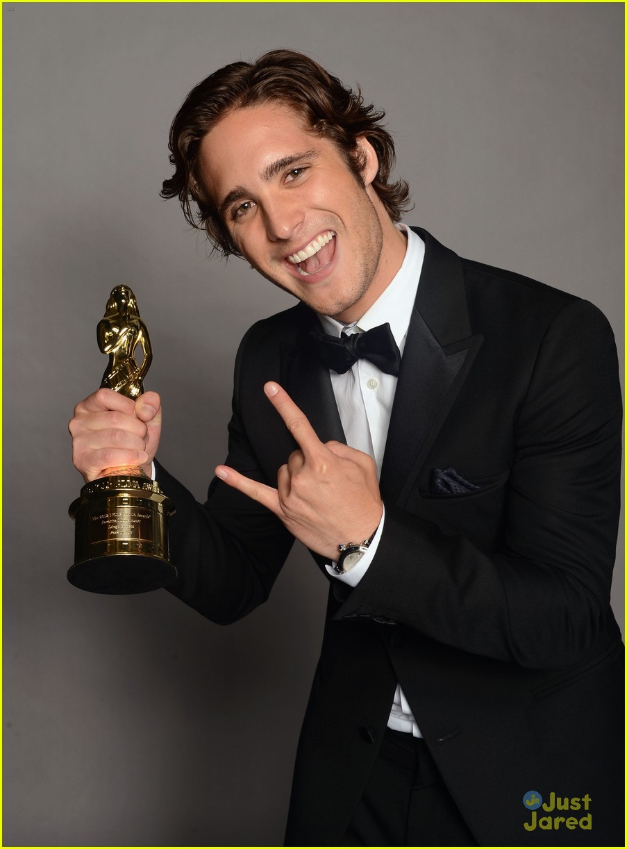 Diego Boneta: ALMA Awards 2012