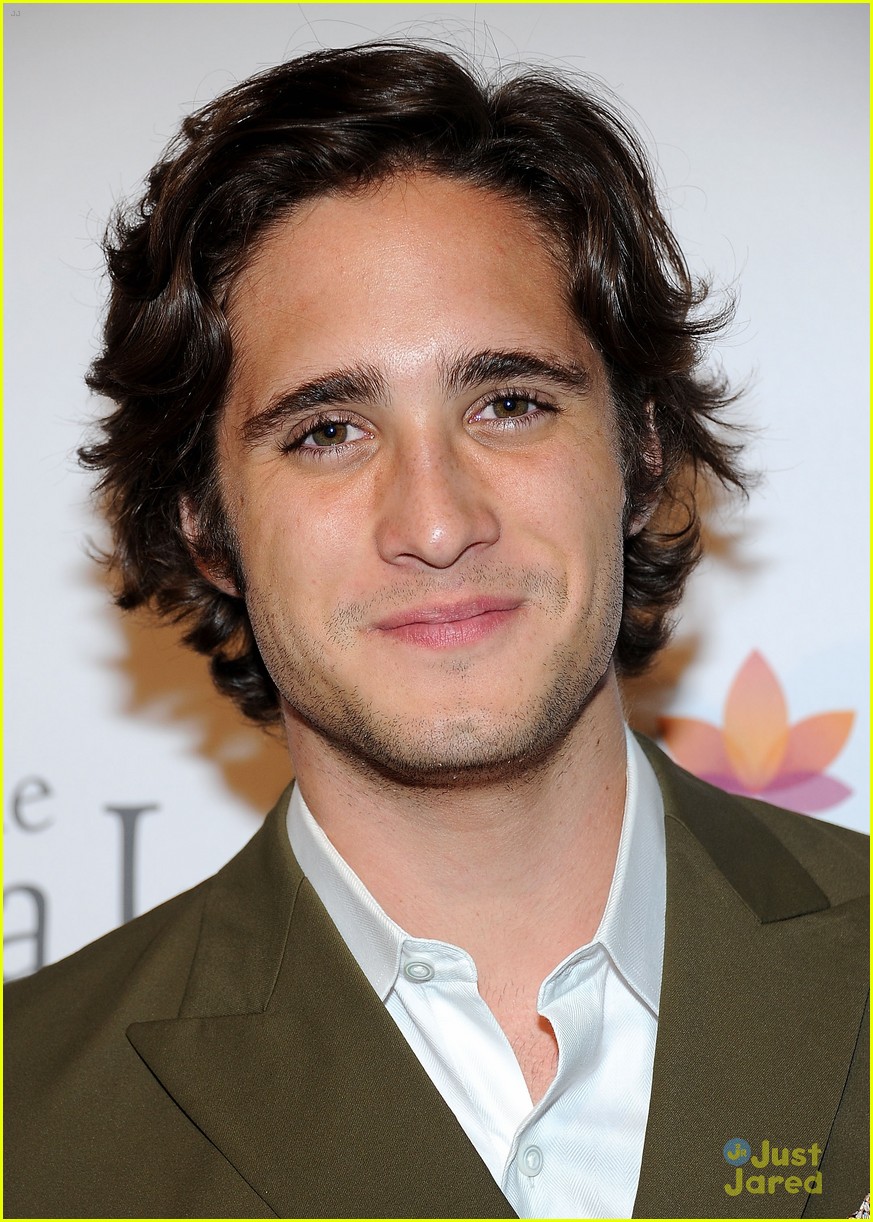 Diego Boneta: ALMA Awards 2012