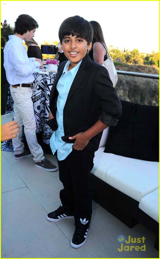 Hailee Steinfeld: Zendaya's Sweet 16 with Kelli Berglund & Kylie Jenner