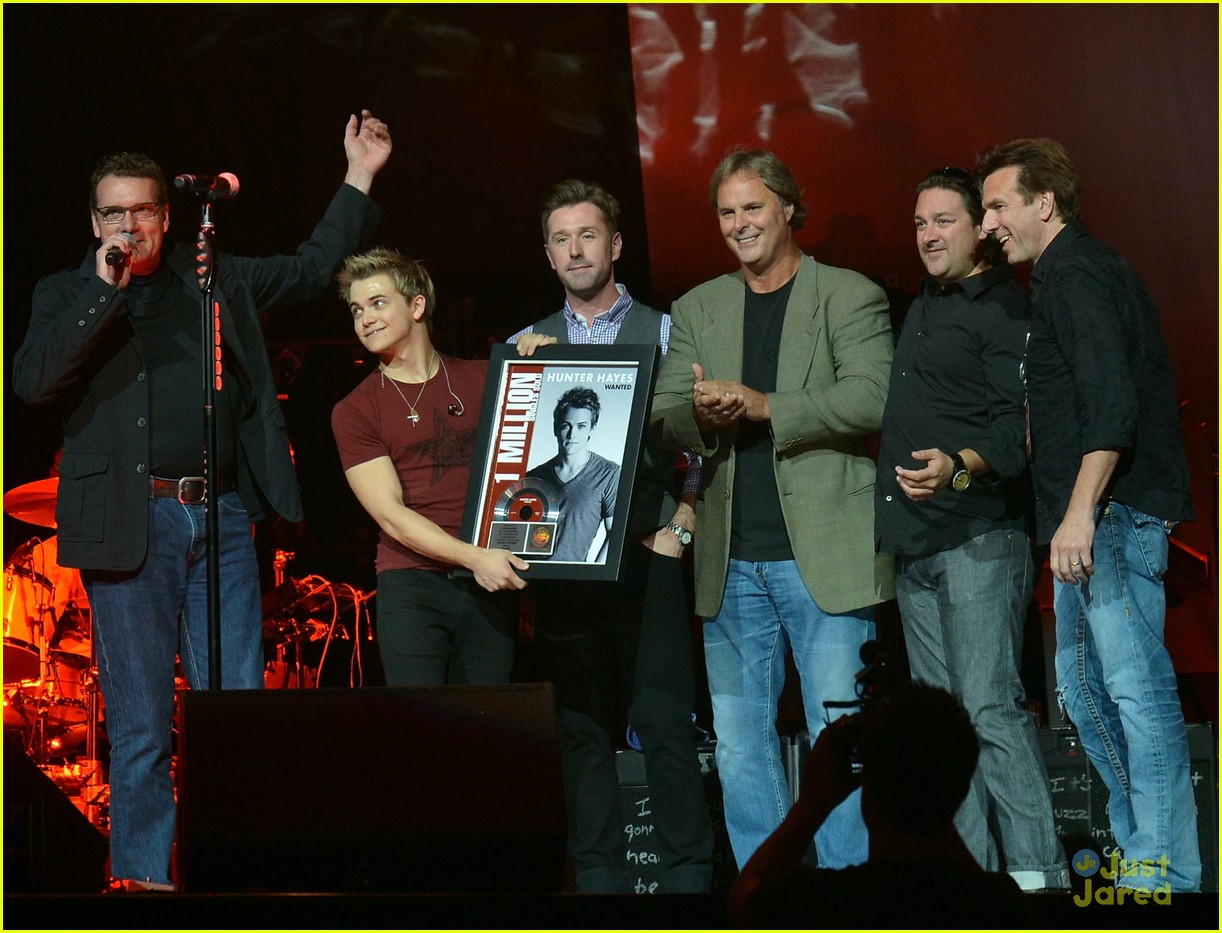Hunter Hayes: 'Wanted' Sells Over One Million Tracks!