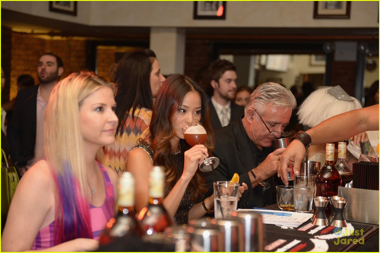 Jamie Chung: Appleton Remixology Bartender Challenge Judge!