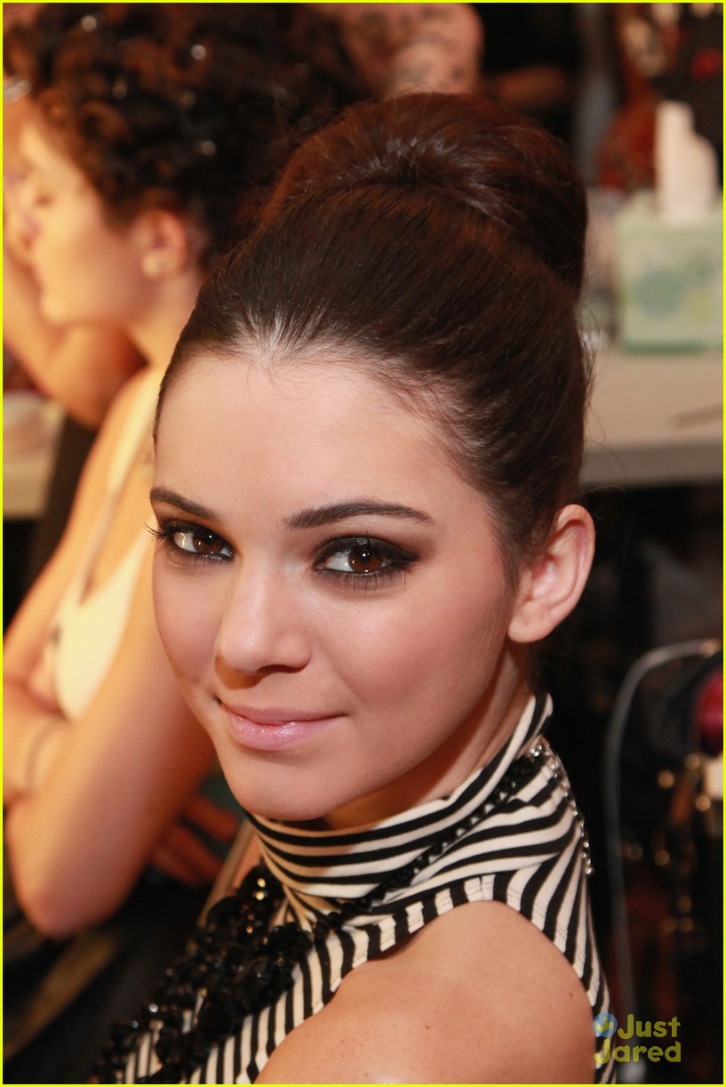 Kendall & Kylie Jenner: Sherri Hill Fashion Show Models!