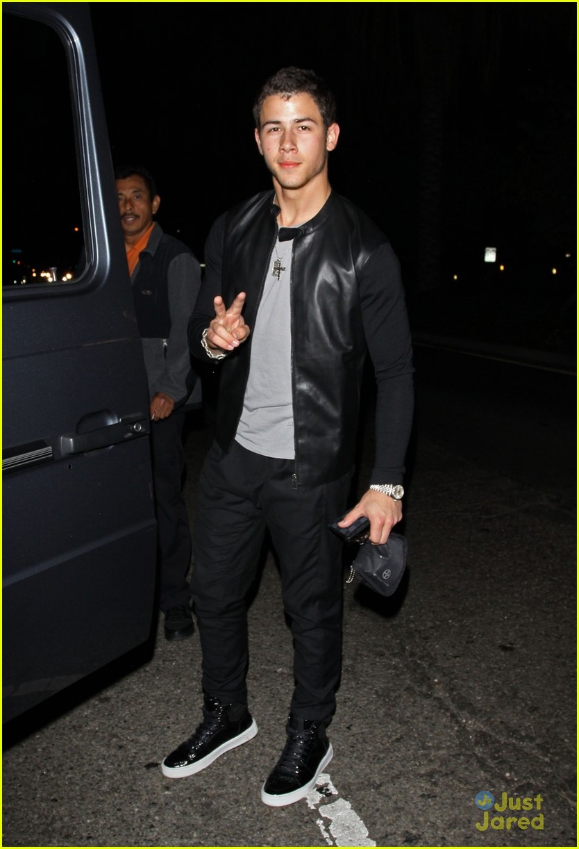 Jonas Brothers: Street Restaurant Studs