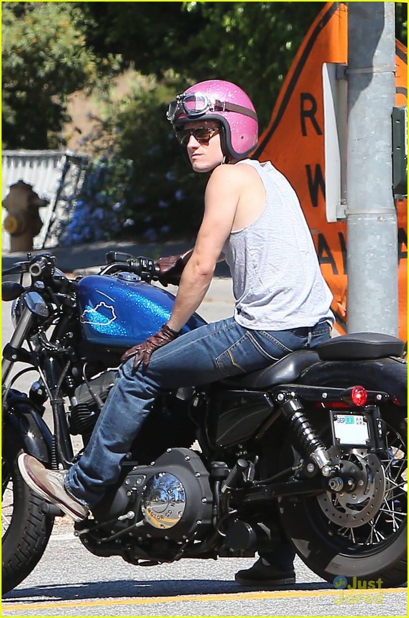 Josh Hutcherson: Pink Helmet Hunk
