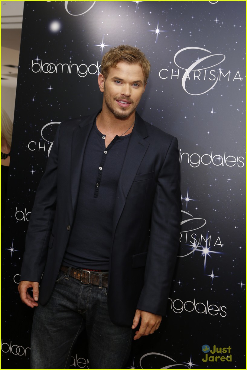 Kellan Lutz: Fashion's Night Out with Bloomingdale's!
