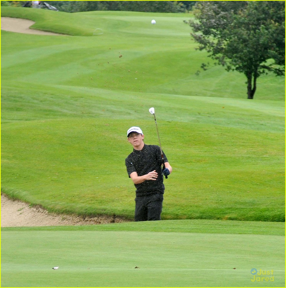 Niall Horan: Charity Golf Tournament For Birthday