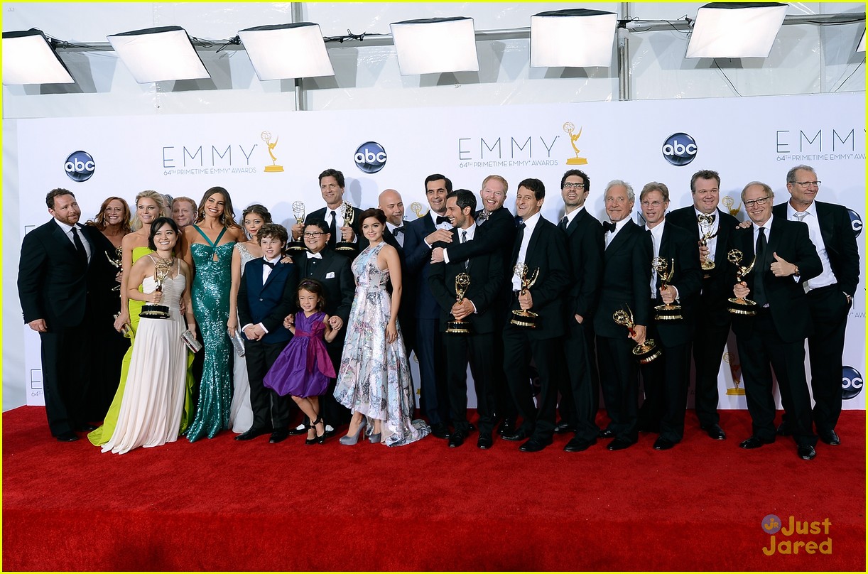 Sarah Hyland: 'Modern Family' WINS at Emmy Awards 2012