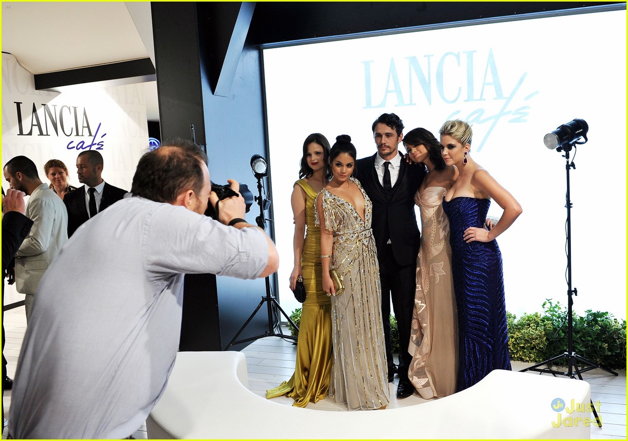 Selena Gomez & Ashley Benson: 'Spring Breakers' Premiere in Venice!