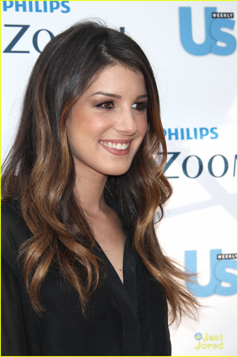 Shenae Grimes: EW Pre-Emmy Party Person