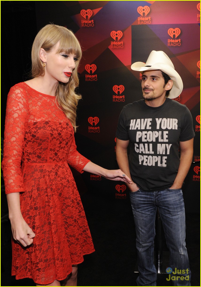 Taylor Swift: iHeartRadio Music Festival Performance Pics!