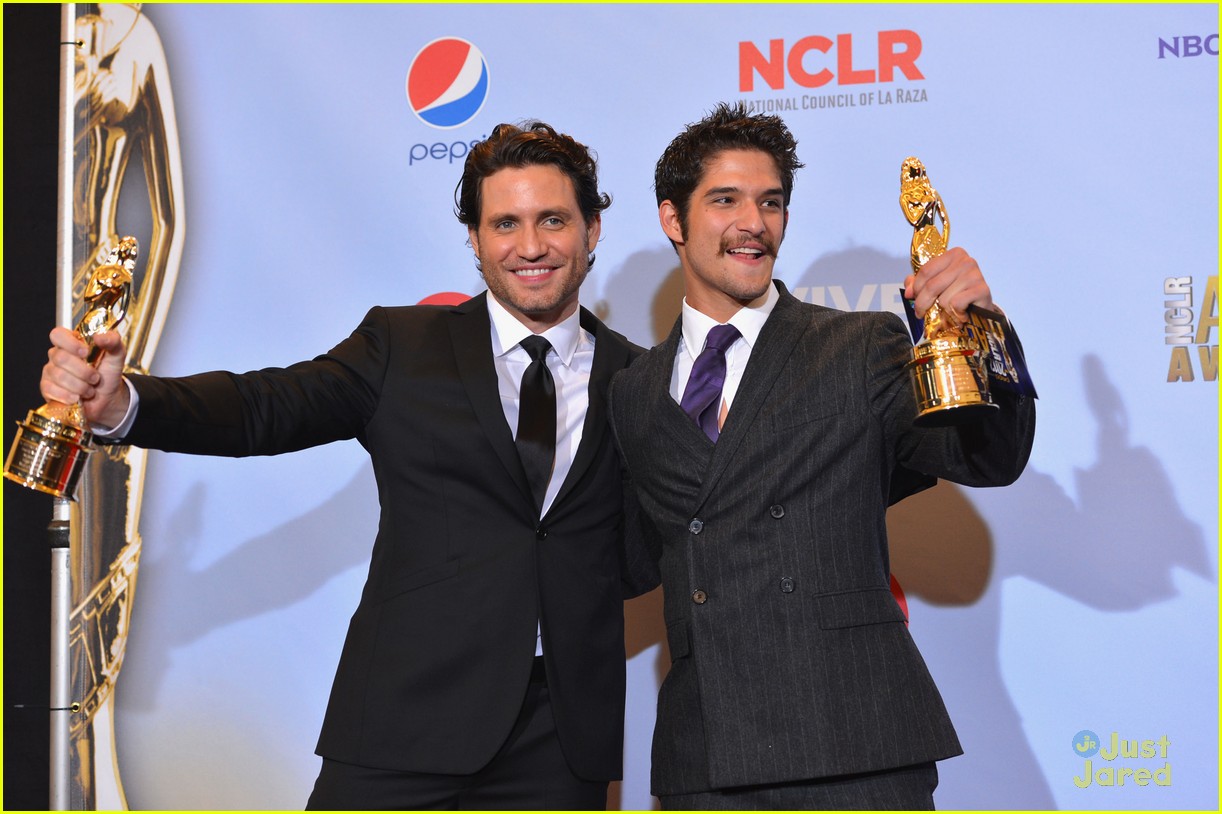 Tyler Posey Wins at ALMA Awards 2012