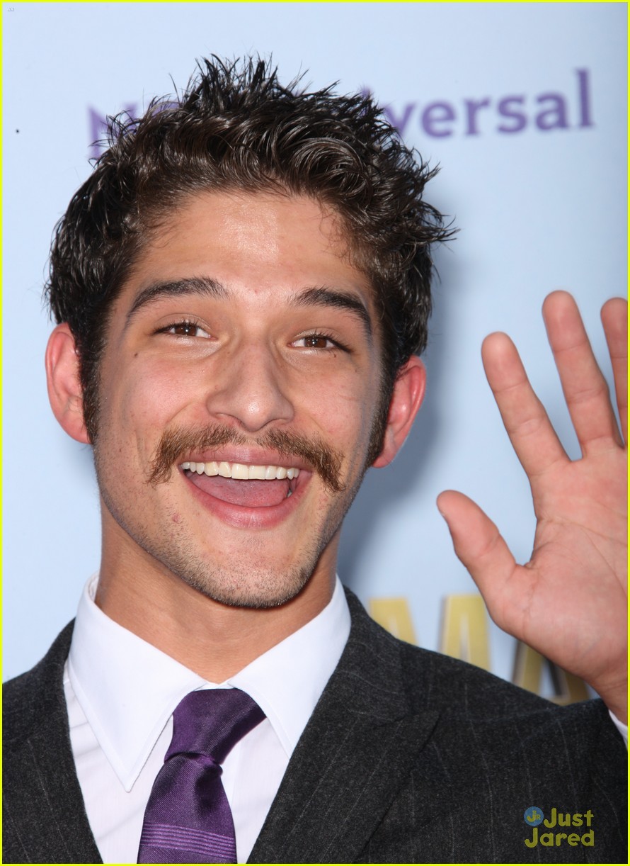 Tyler Posey Wins at ALMA Awards 2012