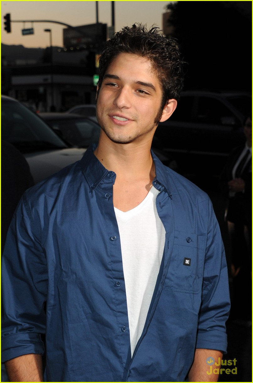 Tyler Posey: 'Pitch Perfect' Premiere