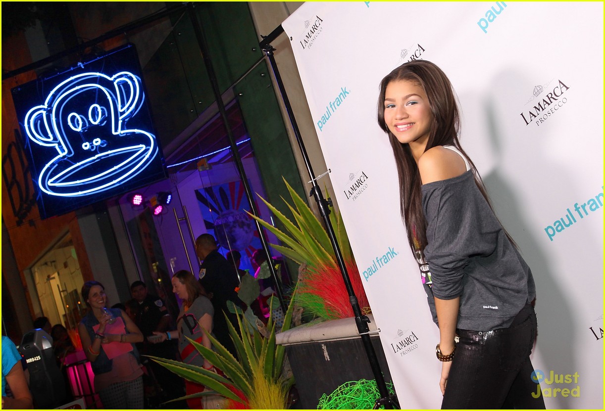 Zendaya: Fashion's Night Out with Paul Frank!